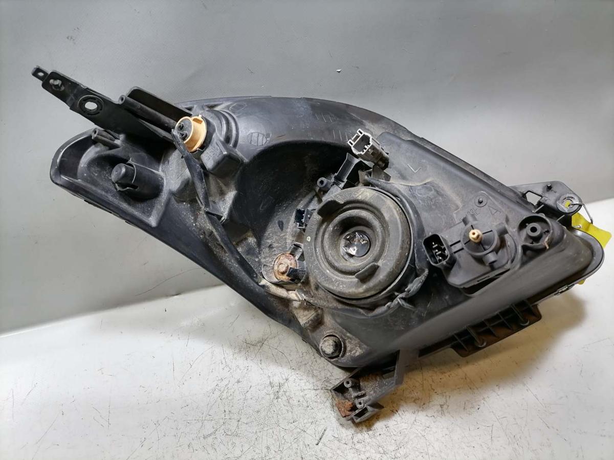 Suzuki 4 EZ MZ original Scheinwerfer vorn links Halogen leicht vergilbt Bj.2007